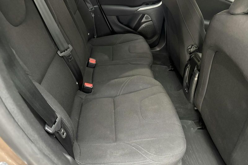 Volvo V40 bild 8