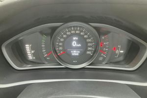 Volvo V40 bild 10