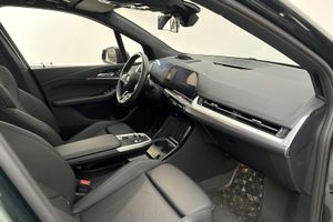 BMW 230 bild 7