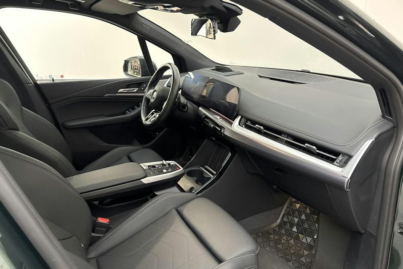 BMW 230 bild 7