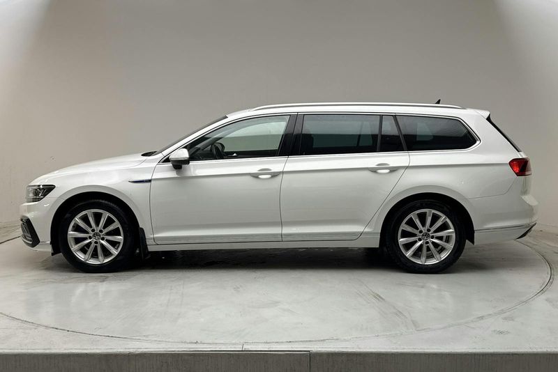 Volkswagen Passat bild 2