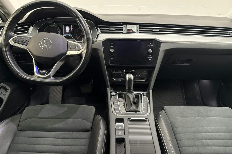 Volkswagen Passat bild 6