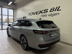 Volkswagen Passat bild 8