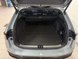 Volkswagen Passat bild 14