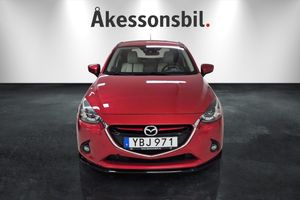 Mazda 2 bild 2