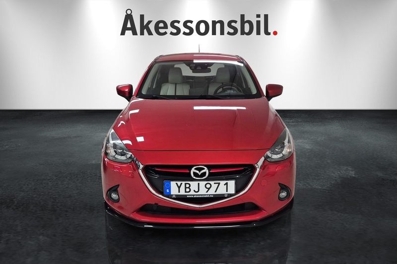 Mazda 2 bild 2