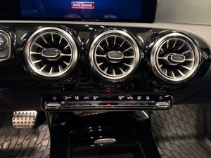 Mercedes CLA250 bild 24