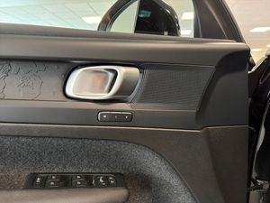 Volvo EX40 bild 20