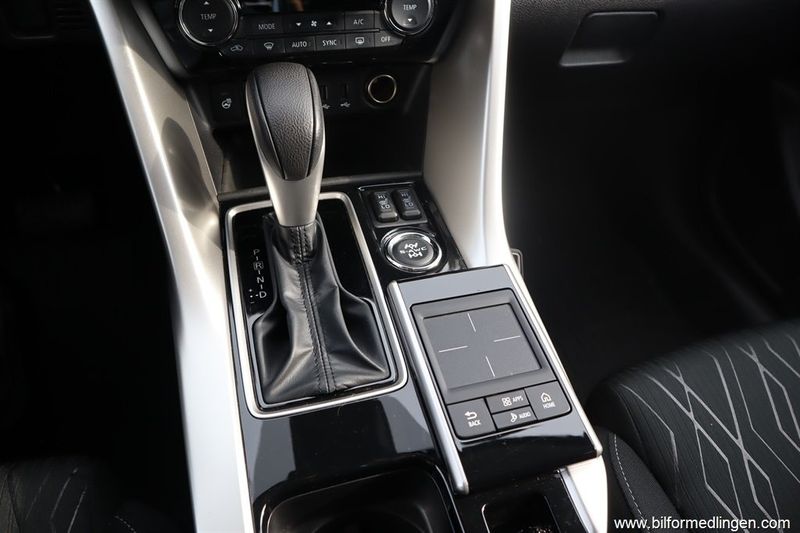 Mitsubishi Eclipse Cross bild 16