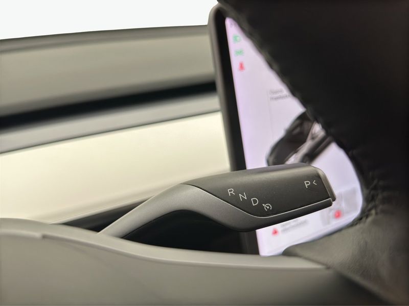 Tesla Model 3 bild 17