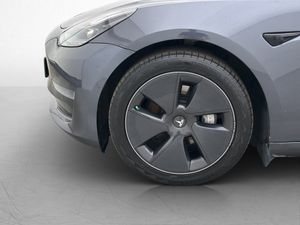 Tesla Model 3 bild 30