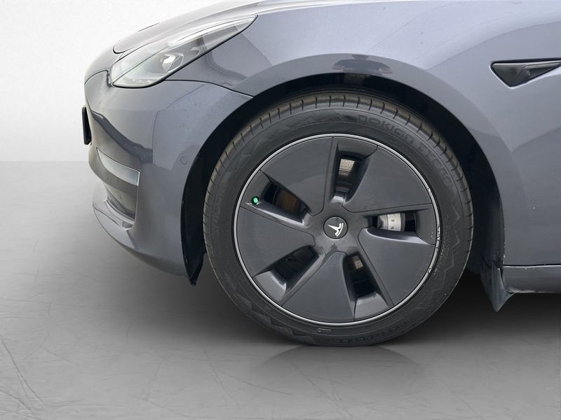 Tesla Model 3 bild 30