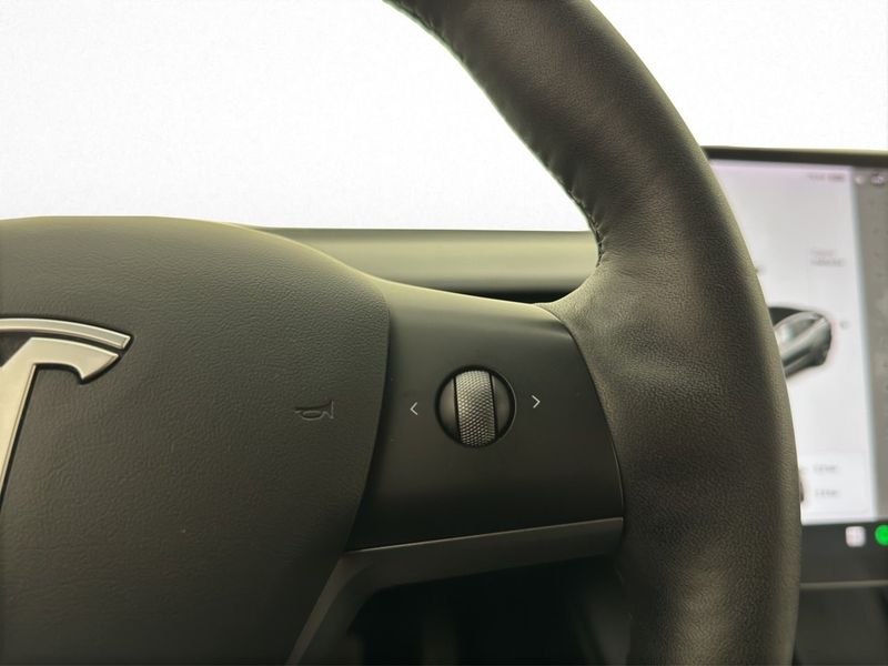 Tesla Model 3 bild 16