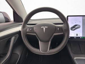 Tesla Model 3 bild 14