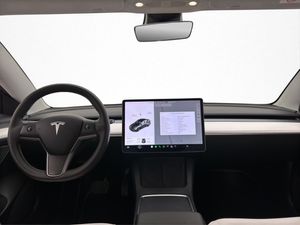 Tesla Model 3 bild 13