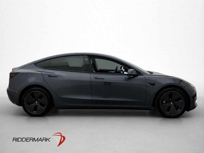 Tesla Model 3 bild 9