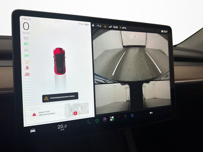 Tesla Model Y bild 14
