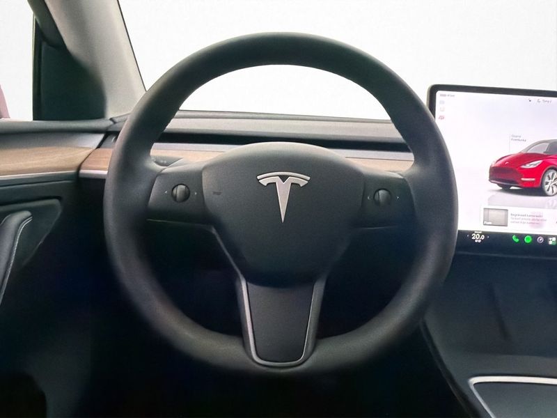 Tesla Model Y bild 10