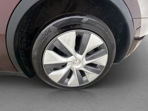 Tesla Model Y bild 27