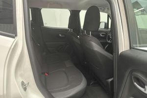 Jeep Renegade bild 8