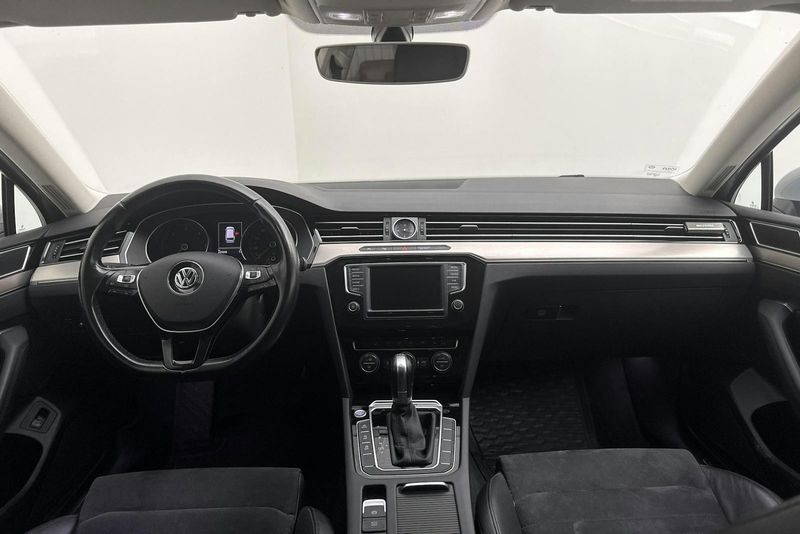 Volkswagen Passat bild 6