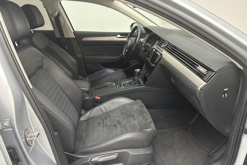 Volkswagen Passat bild 7