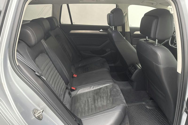 Volkswagen Passat bild 8
