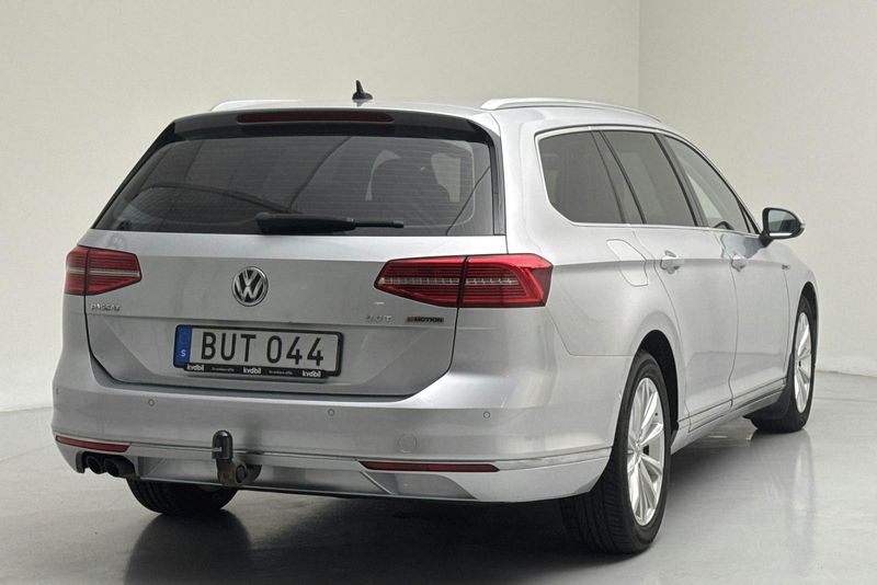 Volkswagen Passat bild 3