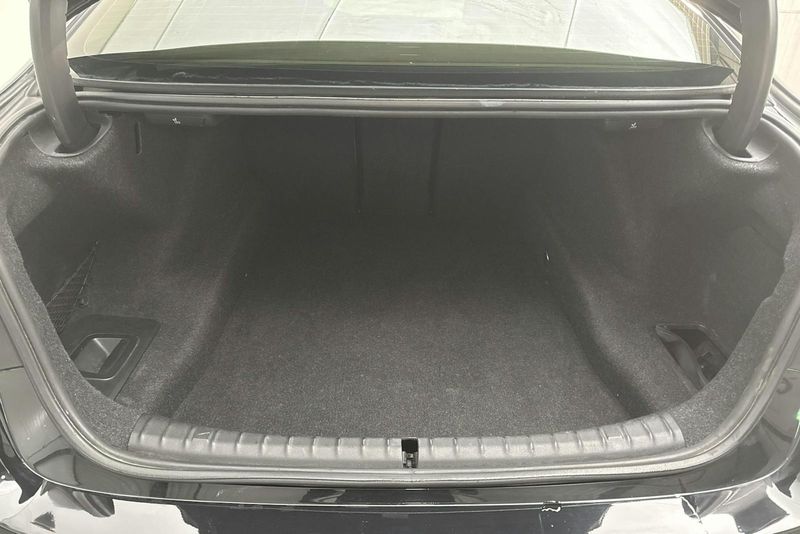BMW 520 bild 9
