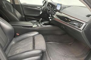 BMW 520 bild 7