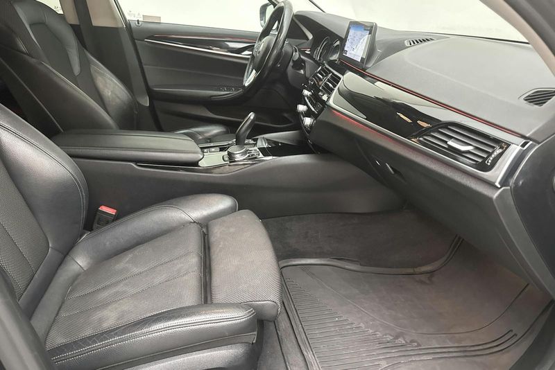 BMW 520 bild 7