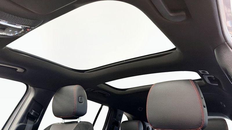 Mercedes GLB200 bild 13