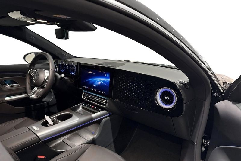 Mercedes CLA250 bild 10