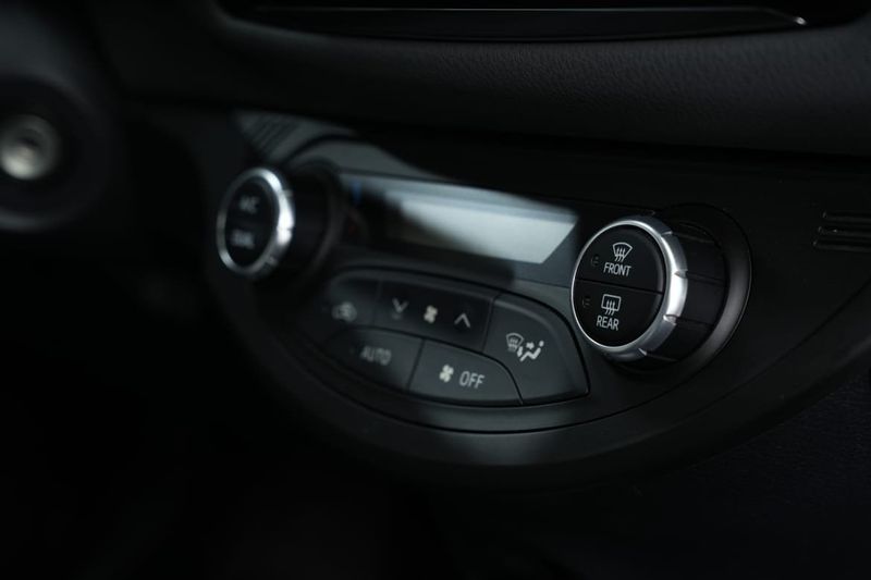 Toyota Yaris bild 22