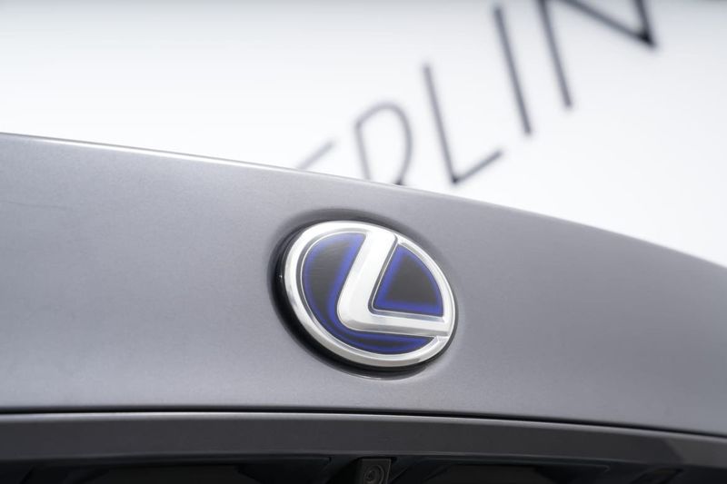 Lexus IS bild 5