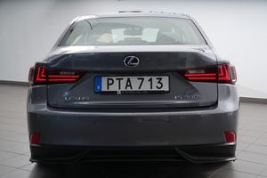 Lexus IS bild 12