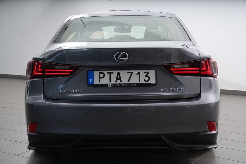 Lexus IS bild 12