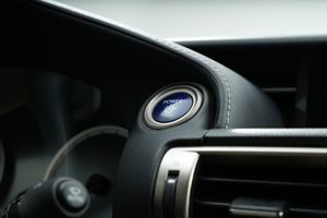 Lexus IS bild 23