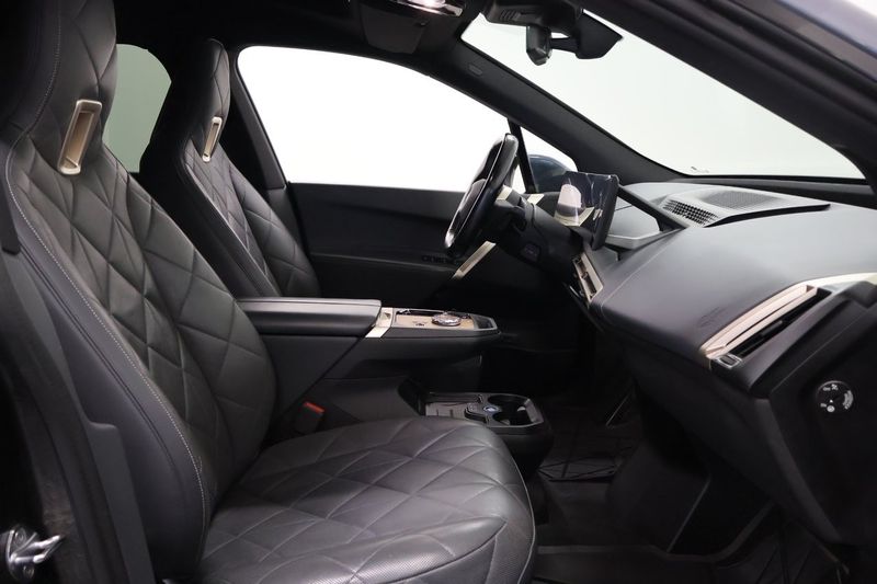 BMW iX bild 5