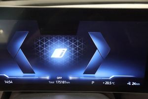 BMW iX bild 6