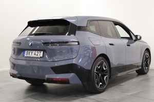 BMW iX bild 2