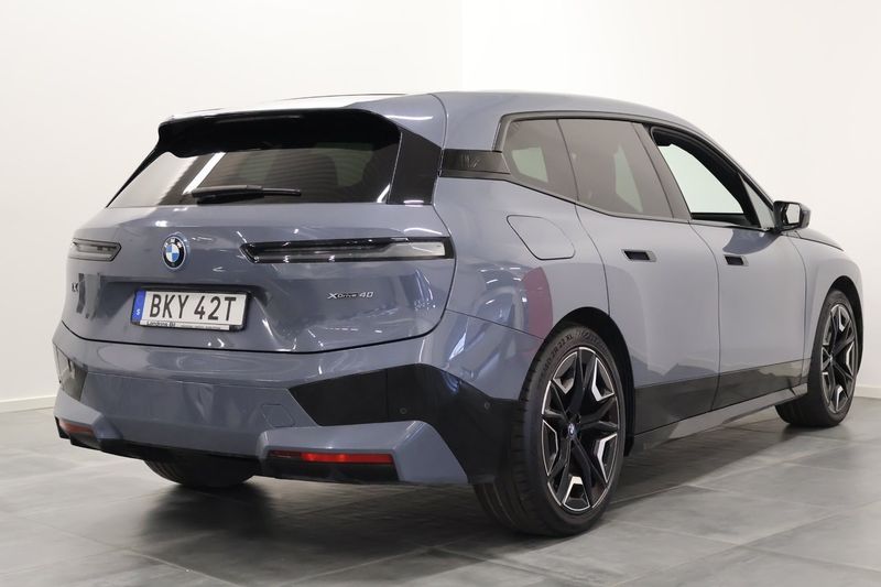 BMW iX bild 2