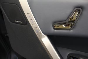BMW iX bild 13