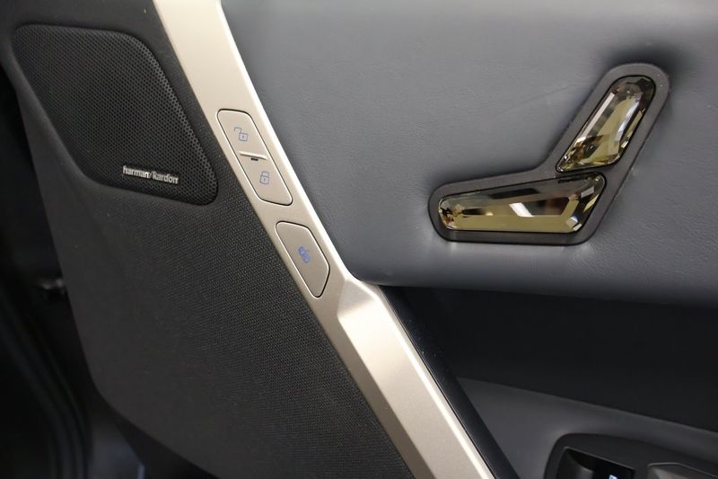 BMW iX bild 13