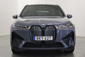 BMW iX bild 4