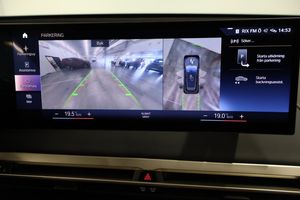 BMW iX bild 15