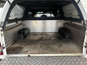 Toyota Hilux bild 8