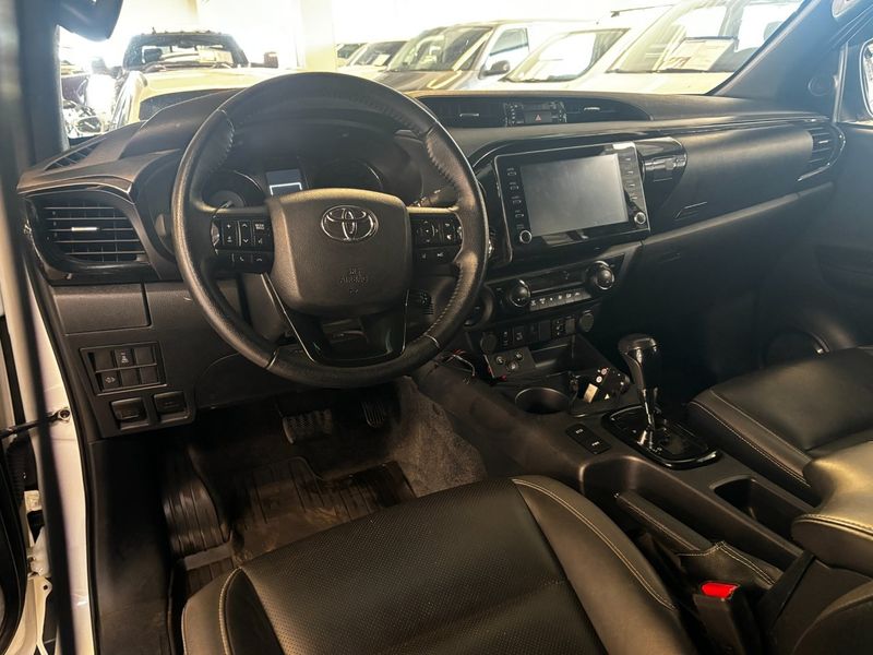 Toyota Hilux bild 6