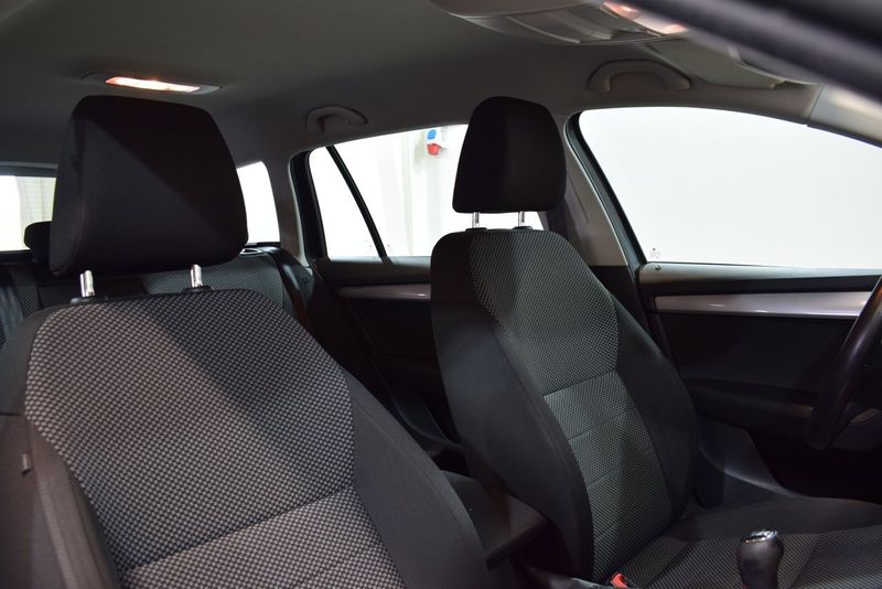Skoda Octavia bild 9
