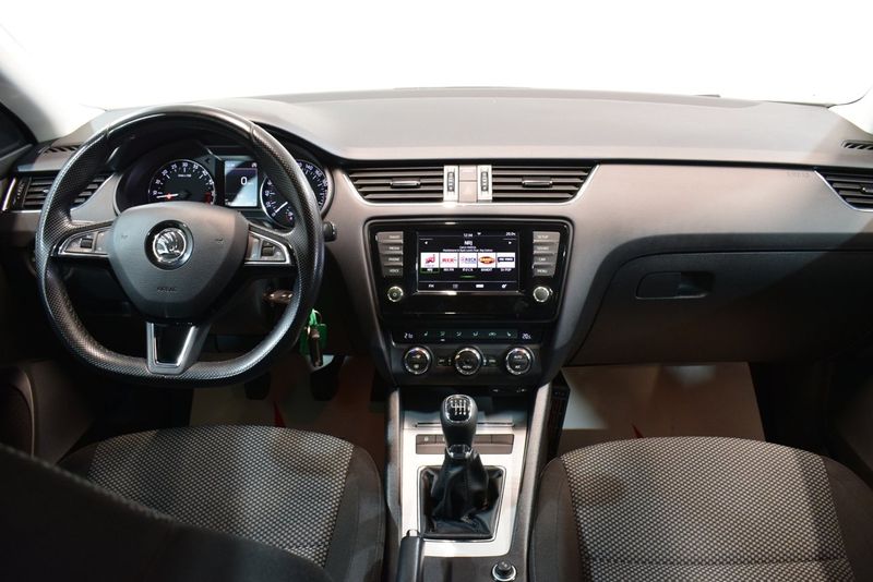 Skoda Octavia bild 12